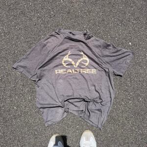 Grey Realtree Camo T Shirt Vintage Y2K Streetwear Hunting Graphic Tee Oversize
